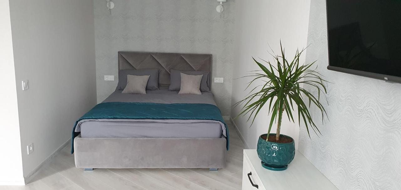 Flat in the city center Poltava Exterior foto